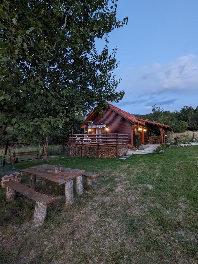 Cabana Nyiko Cu Ciubar Villa Lupeni  Bagian luar foto
