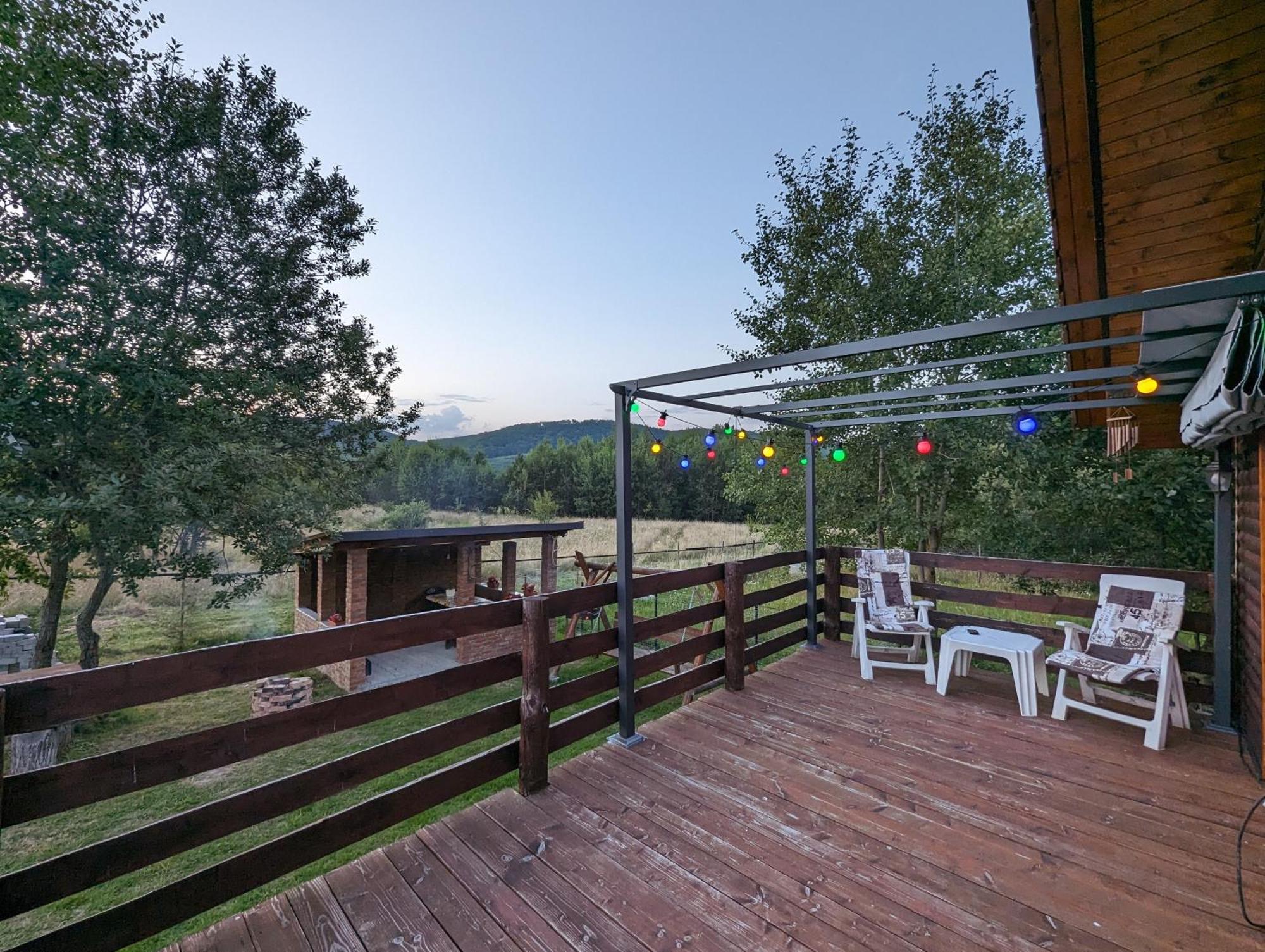 Cabana Nyiko Cu Ciubar Villa Lupeni  Bagian luar foto